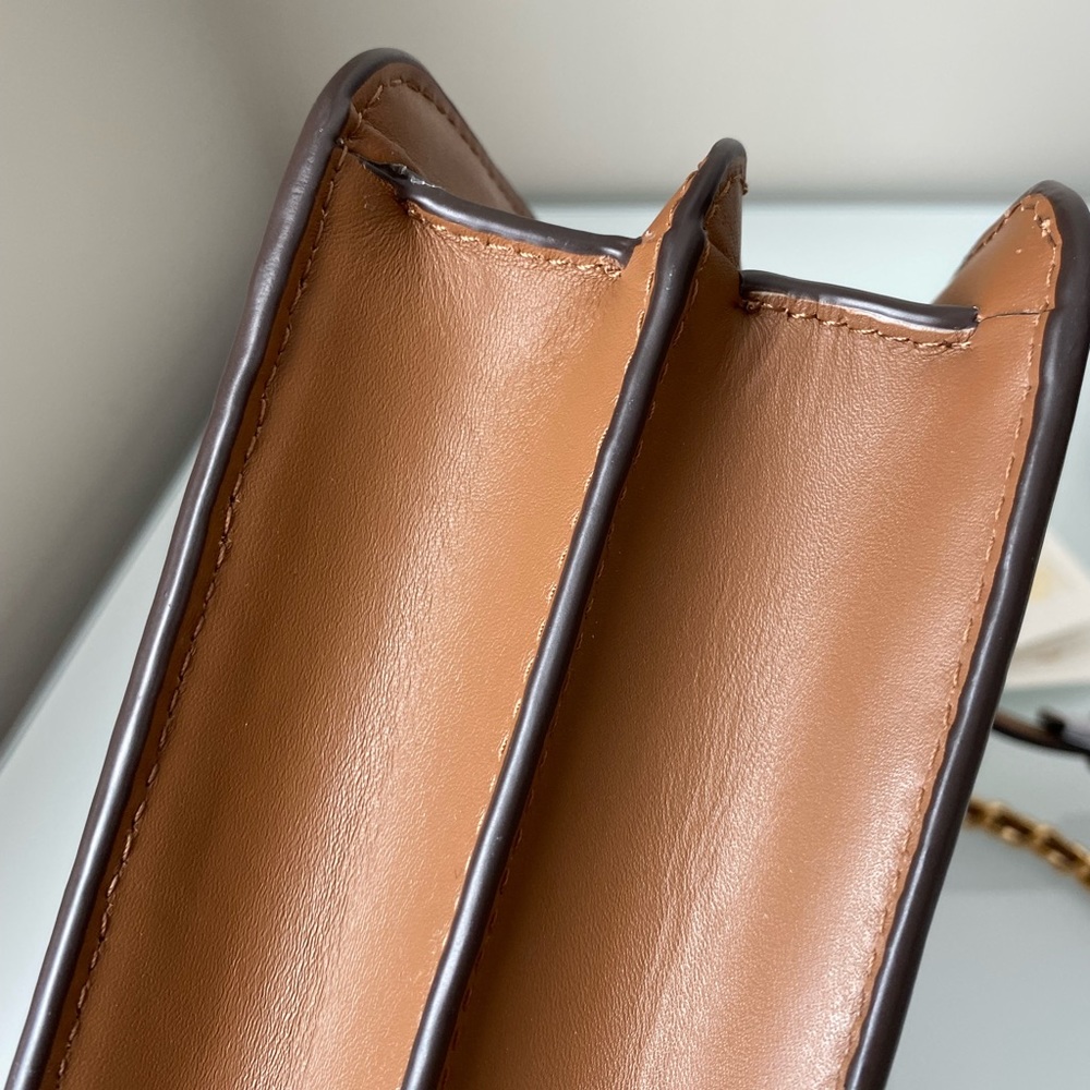 💕 Tory Burch Britten Woven Convertible Crossbody 💕 - Picture 7 of 13